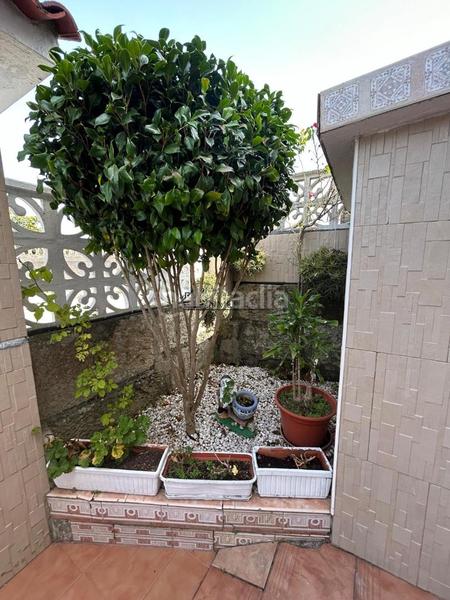 Foto ae4debf6-0217-4878-a2da-d274bc49e686. Casa a Zona Fernández Labreda Pontevedra