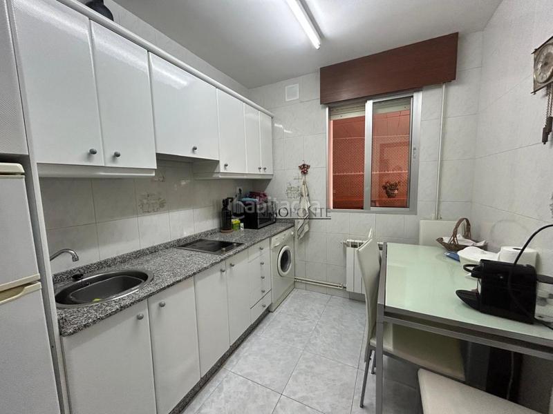 Foto bf457bc1-198c-4cd0-9d75-7ec3ccce9b87. Casa a Zona Fernández Labreda Pontevedra