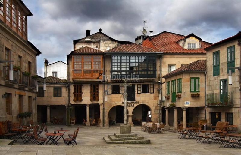 Foto 281b45e8-2dd0-449c-ba3b-57267adbc737. Casa aparellada a Centro - Echegaray Pontevedra