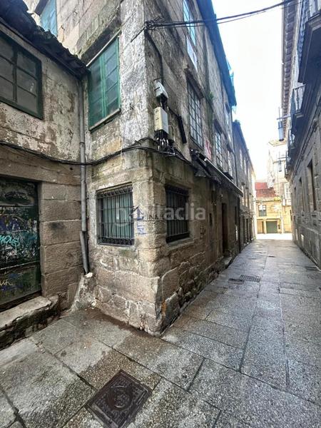 Foto 9b6c52c0-cb3d-4e4b-a19f-191158d39509. Casa aparellada a Centro - Echegaray Pontevedra