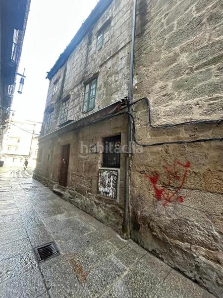 Foto d053ed5f-3eb3-40ba-97b1-f4d383ac2c96. Casa aparellada a Centro - Echegaray Pontevedra