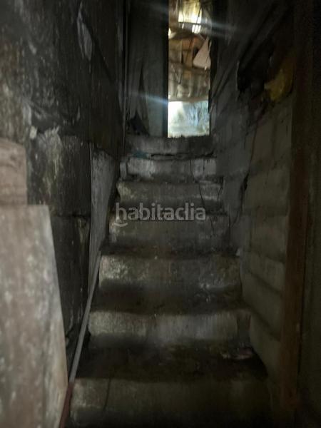 Foto f2a9ec85-ae20-44b6-b51a-1e5d11c9bc14. Casa aparellada a Centro - Echegaray Pontevedra