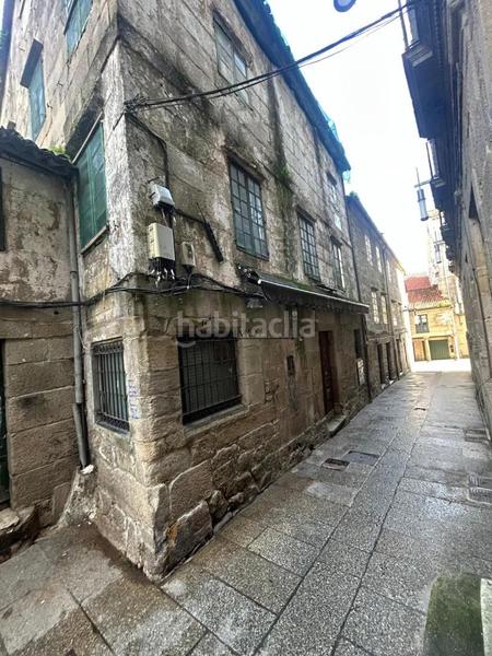 Foto f6457a7a-c40f-4d05-90d4-2f85cbd2a78b. Casa aparellada a Centro - Echegaray Pontevedra