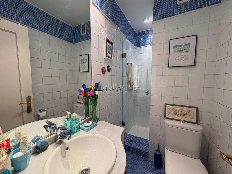 Foto 7d22da55-82ab-42e7-9133-3cdf707dc419. Pis a Zona de Plaza de Barcelos Pontevedra