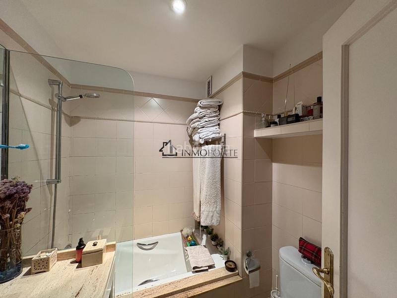 Foto a55b6b3a-2976-4d98-9e14-c46a8a14681c. Pis a Zona de Plaza de Barcelos Pontevedra