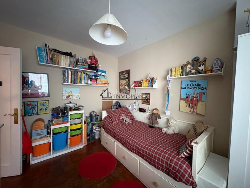 Foto d0925202-7745-472b-ab26-53391f74f247. Pis a Zona de Plaza de Barcelos Pontevedra