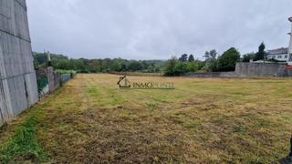 Terreny residencial a Forcarei. Terreno en venta en la avenida principal de soutelo de montes pr