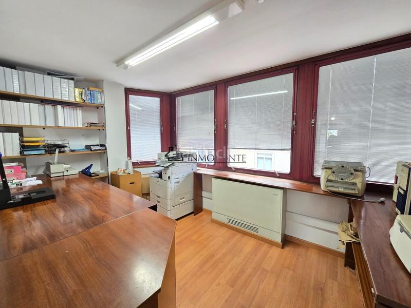 Foto 76602937-6996-48fd-9121-56e1d3c4887c. Location bureau dans Centro - Echegaray Pontevedra