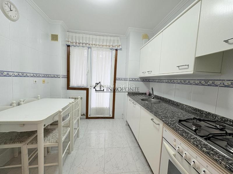 Foto 937cf298-3241-4a48-b8df-6372f40e7f56. Piso apartamento en venta en calle losada diéguez, ! descubre este luminoso apartamento de 79 m perfectamente distribuido en Pontevedra