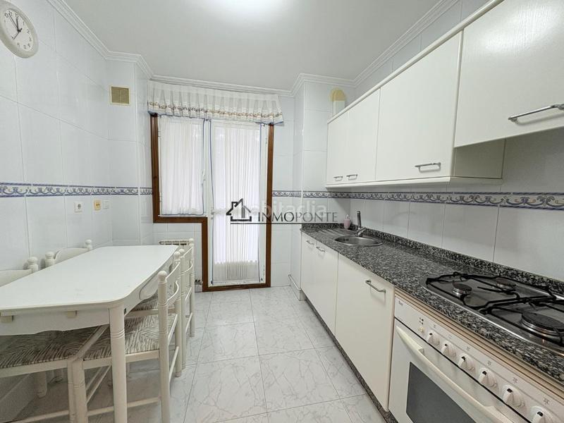 Foto b9522b27-7929-4981-8b98-799735fcb267. Piso apartamento en venta en calle losada diéguez, ! descubre este luminoso apartamento de 79 m perfectamente distribuido en Pontevedra