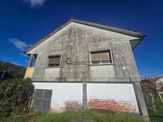 Casa a Poio. Se vende casa en construcción para terminar en lugar moldes, cam