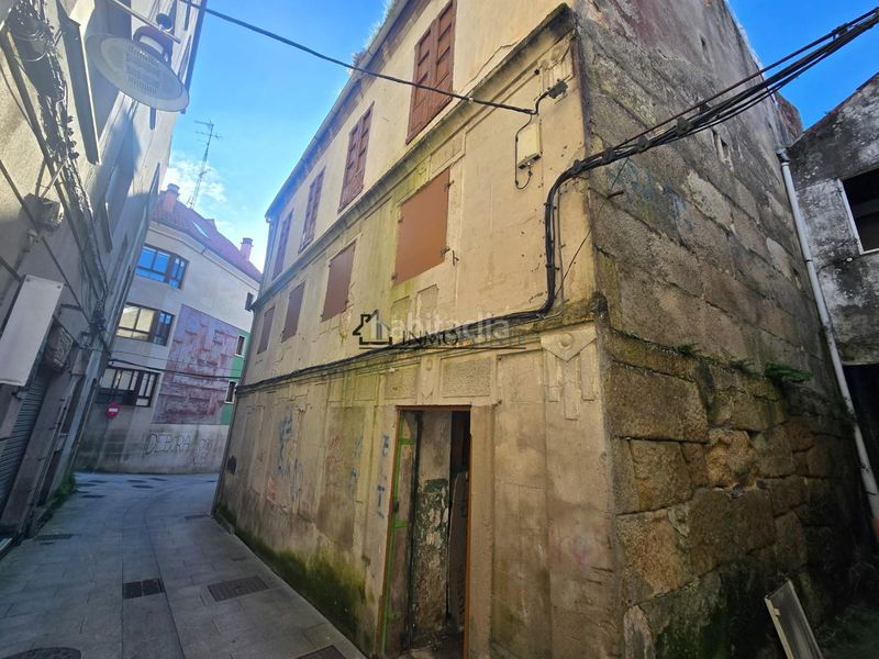 Foto 779b5092-ea55-4369-9199-19e189a0ea62. Casa adossada a Marín