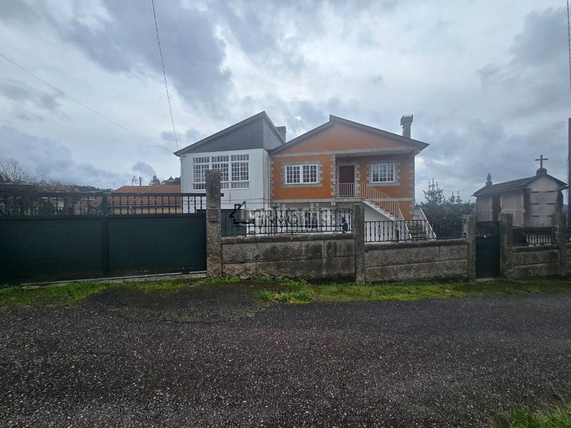 Foto c66e77db-c445-48ba-88b8-2f10d803a11e. Casa a Moraña