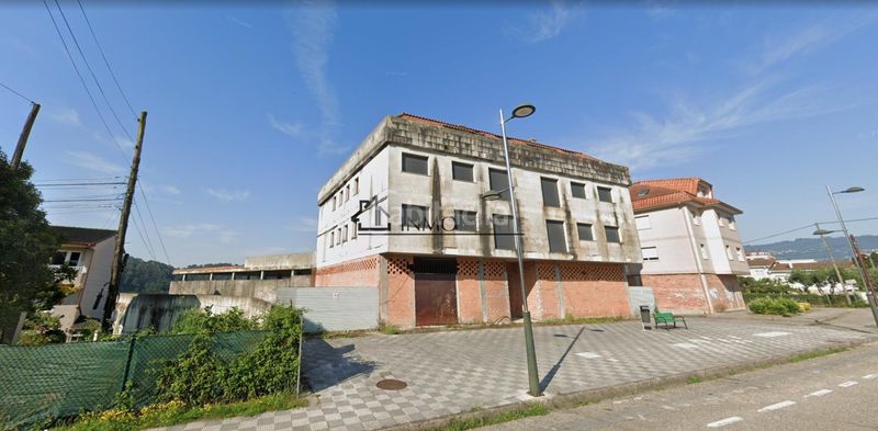 Foto 41d1006f-3cb1-4bd9-b0df-adb4976b1448. Edifici a Porriño (O)