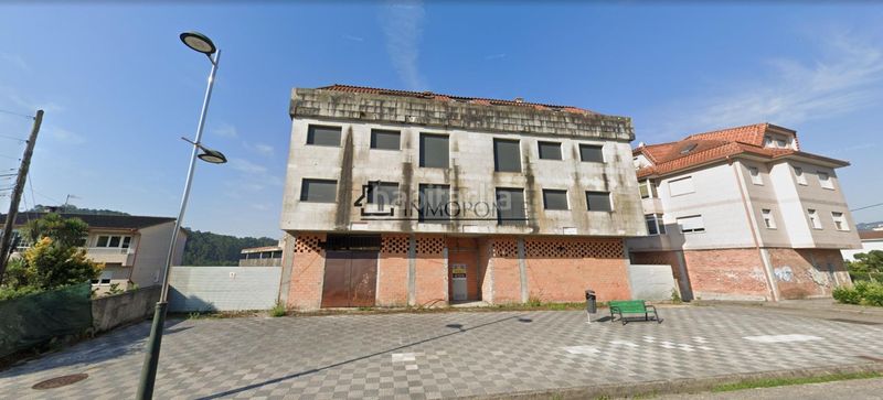 Foto b47eaa21-fead-4e3f-9ed1-6df8bc3af05c. Edifici a Porriño (O)