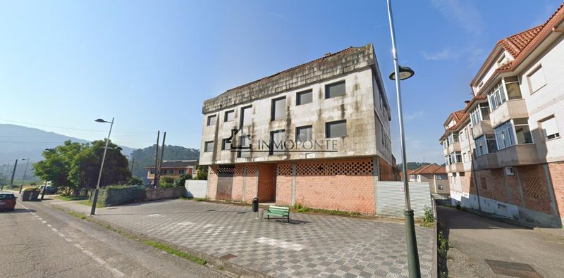 Foto d1c0bcdc-0a5b-418a-aaa7-4104decf89fe. Edifici a Porriño (O)