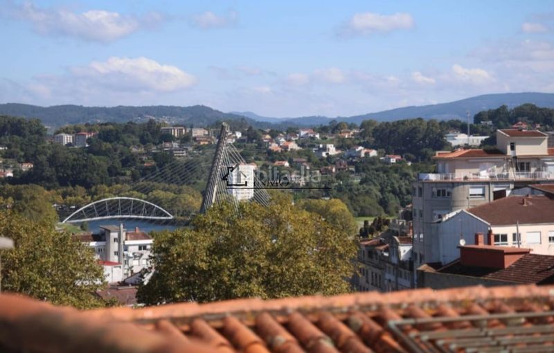 Foto baaa9850-9a93-4535-95e4-0db07c063d11. Pis amb calefacció a Zona de Plaza de Barcelos Pontevedra