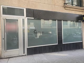 Local Comercial en Zona Fernández Labreda