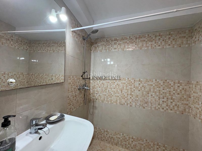 Foto 4d29e889-18f5-4ba3-8bc4-cb8343286ac9. Casa adossada a Marín
