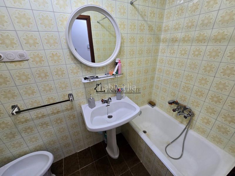 Foto edb5d8b2-8a73-488a-9567-54fd10b1fc8f. Pis amb calefacció aparcament a Zona de Plaza de Barcelos Pontevedra