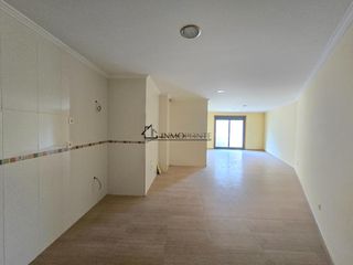 Appartamento  Concepción arenal. Se vende piso situado en la calle concepción arenal de marín, mu