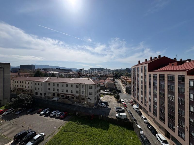 Foto 0d106ea8-32af-4c83-aeb2-ef50035705d9. Pis amb calefacció aparcament a Zona Fernández Labreda Pontevedra