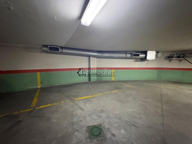 Foto 2f95fa6b-97e3-4050-87bf-eb0b5a41d36d. Pis amb calefacció aparcament a Zona Fernández Labreda Pontevedra