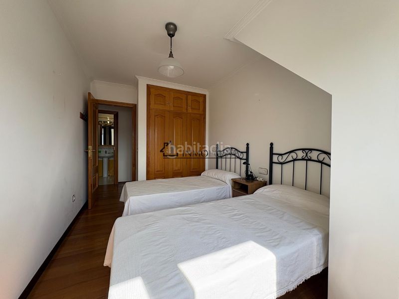 Foto a08d0d79-f74a-47c2-8d00-e716b3ff3404. Pis amb calefacció aparcament a Zona Fernández Labreda Pontevedra