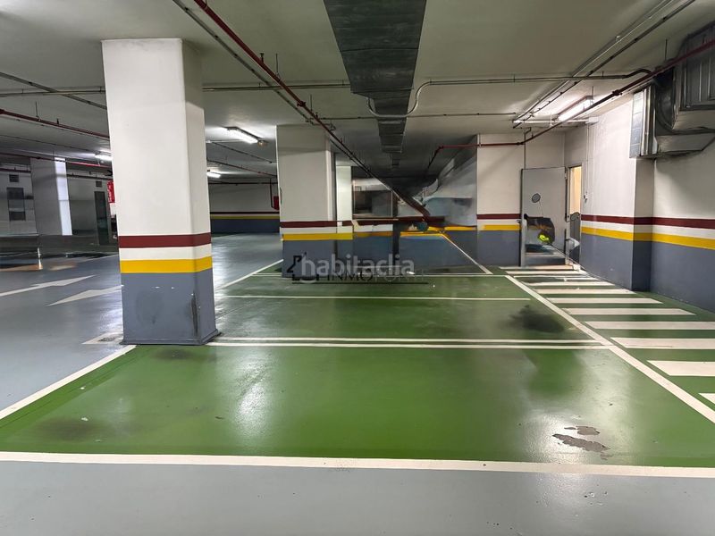 Foto 55d620cb-9d0e-425a-b1d9-482d7d039959. Aparcament cotxe a Zona Fernández Labreda Pontevedra