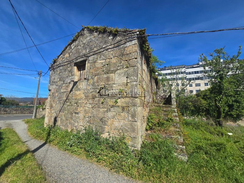 Foto 329a0cfb-49b7-4050-950f-7ce6f36fe08d. Casa a Zona Fernández Labreda Pontevedra