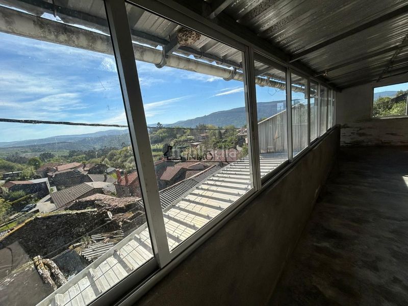 Foto 0a7b9bc0-1337-4b86-81a9-70d56a38a70e. Casa amb aparcament a Forcarei