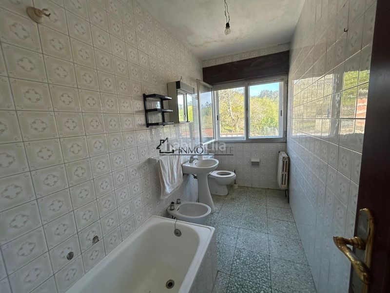 Foto 259aa8de-1ce0-4d70-8106-eeed737c2aea. Casa amb aparcament a Forcarei