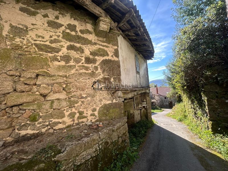Foto 4b44ef0f-c915-435b-8ee0-10dcdcf97527. Casa amb aparcament a Forcarei