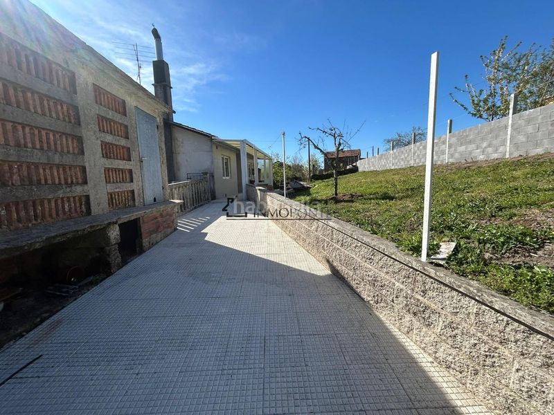 Foto a6c3ff45-6911-4af5-a30b-4d85f31914d6. Casa amb aparcament a Forcarei