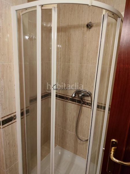 Foto 1630ae4e-55a6-46e7-984f-06f6ab10da6e. Lloguer pis amb calefacció aparcament a Pontevedra