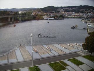 Location Appartement  Marín. Se alquila temporalmente vivienda de 3 habitaciones y 2 baños en