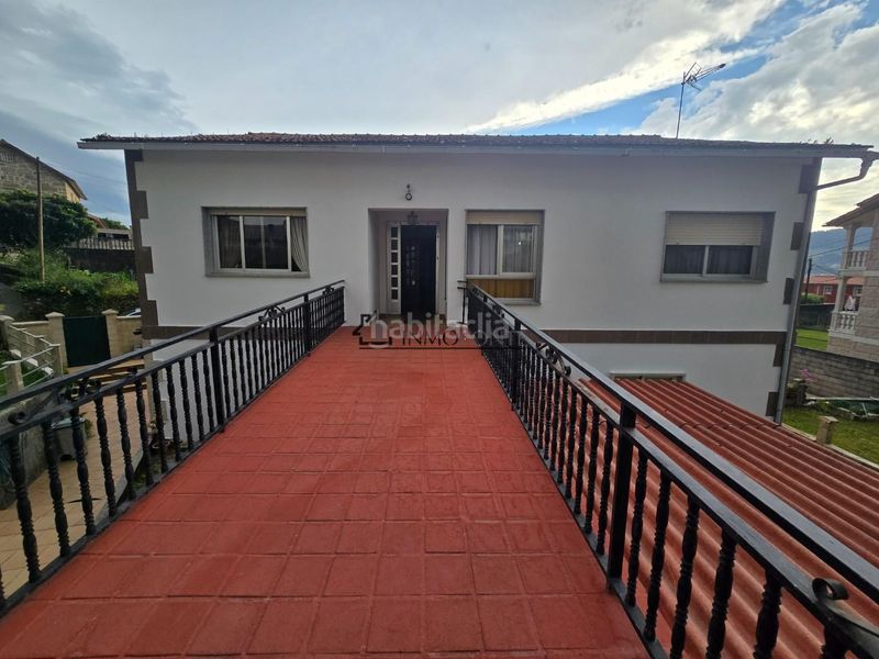 Foto 0e75929d-200e-4fe3-bbe8-4b0dc44ded28. Casa amb calefacció aparcament a Moaña