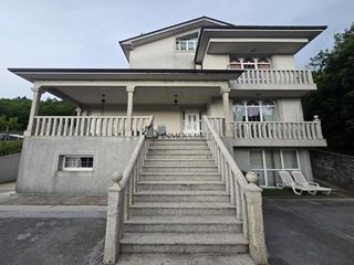 Casa in Cañiza (A). Casa con terreno en padrón  camino de santiago. se vende especta