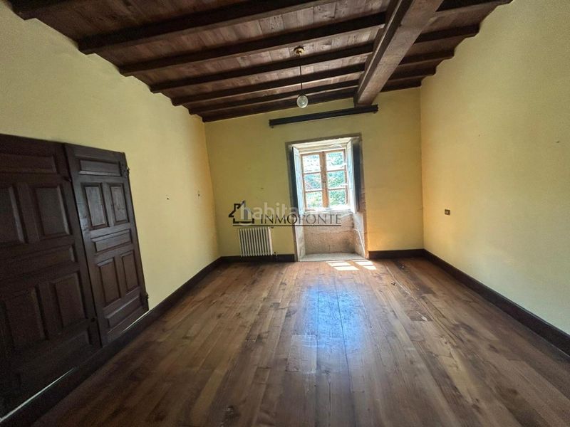 Foto a1bad299-c2b9-46f6-b243-86be2009a7cd. Casa amb aparcament a Cotobade