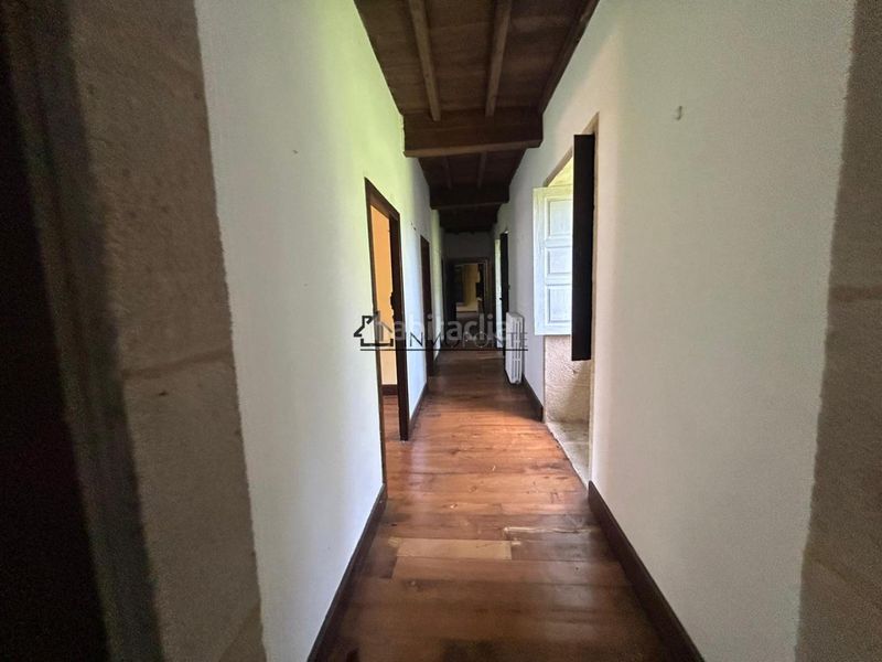 Foto b7cdb5a9-3890-40a7-8a8f-5bbcaa1ad082. Casa amb aparcament a Cotobade