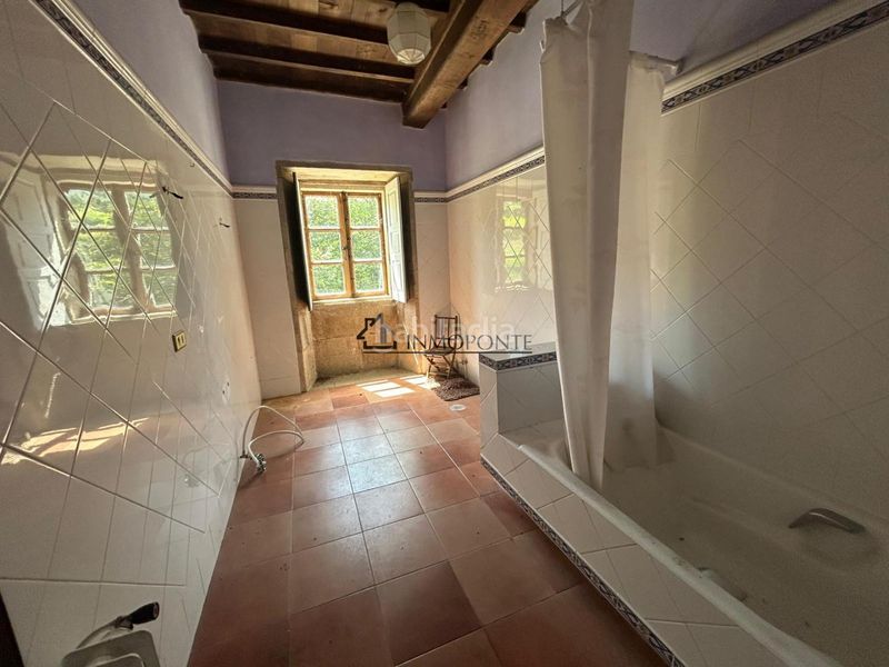 Foto d00082ec-0baa-47f8-9760-b3aee0364451. Casa amb aparcament a Cotobade