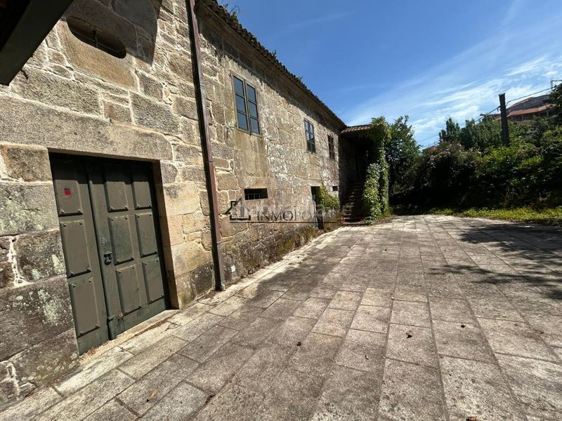 Foto d8a60bdf-b072-437f-a37c-cbbc6adfa7cb. Casa amb aparcament a Cotobade