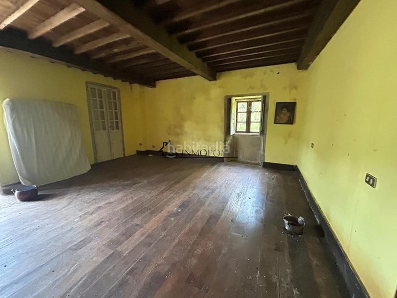 Foto f7996c96-8e4a-46e3-a5be-91b474f66124. Casa amb aparcament a Cotobade