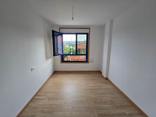 Piso en Soutomaior. Se vende precioso piso a estrenar en una ubicación inmejorable e