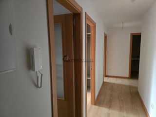 Piso en Soutomaior. Se vende precioso piso a estrenar en una ubicación inmejorable e