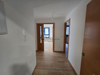 Piso en Soutomaior. Se vende precioso piso a estrenar en una ubicación inmejorable e