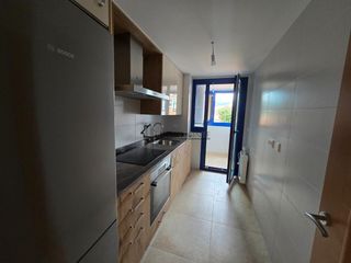 Piso en Soutomaior. Se vende precioso piso a estrenar en una ubicación inmejorable e