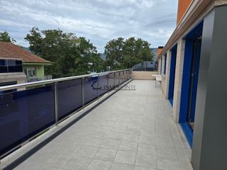 Piso en Soutomaior. Se vende precioso piso a estrenar con terraza en una ubicación i