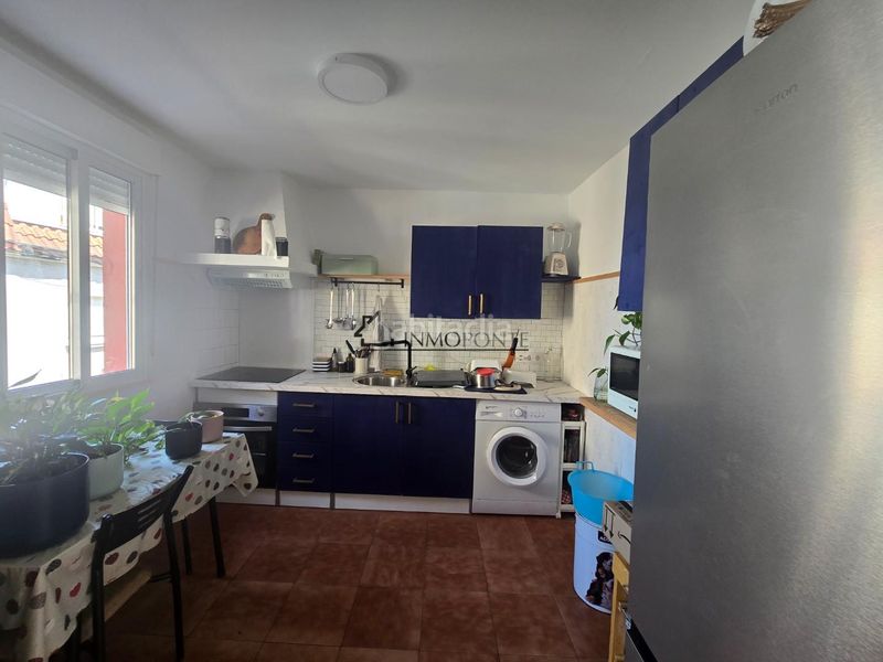 Foto d13cfbe2-01e5-462a-a683-7859448a8ba0. Casa amb calefacció a Marín