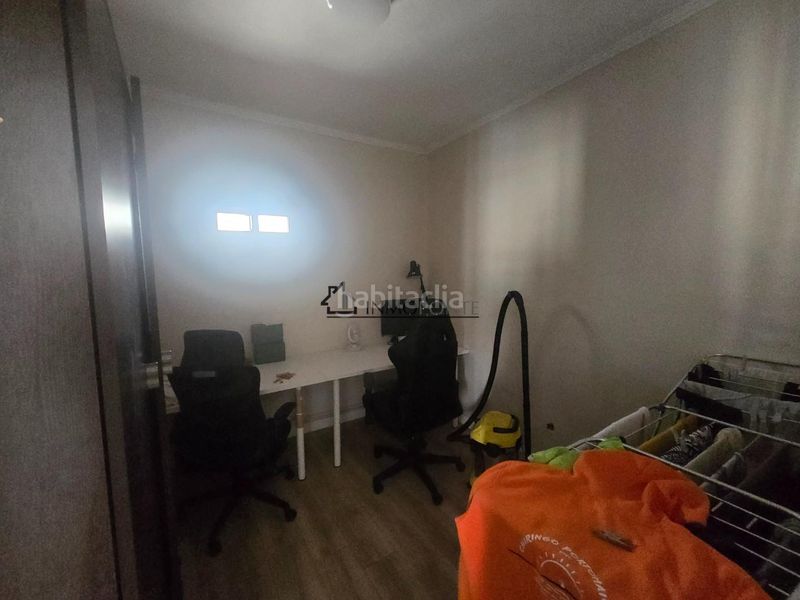 Foto fe8b8400-1295-41a7-ba46-a1f7c98503c3. Casa amb calefacció a Marín